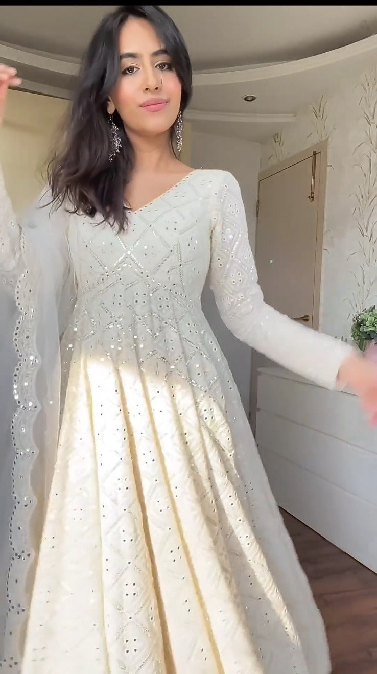 Aniska Lakhnavi Embroidered Work Anarkali Suit Set